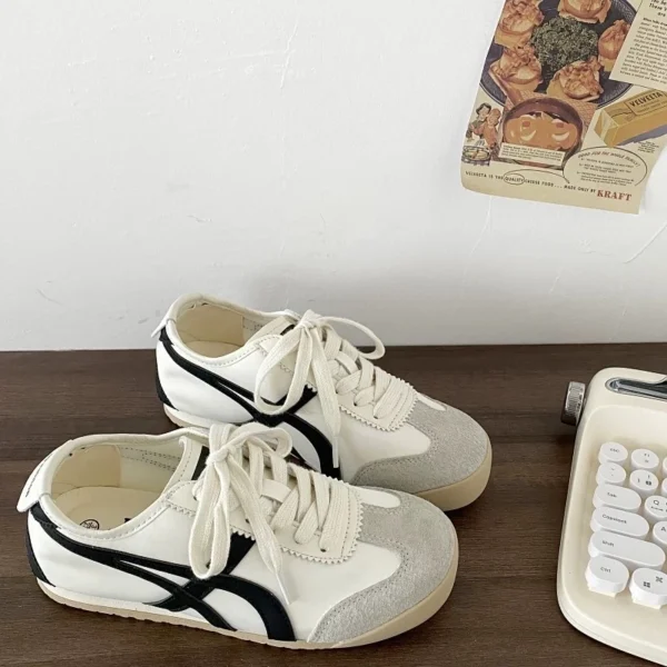 Mia Comfort Sneakers