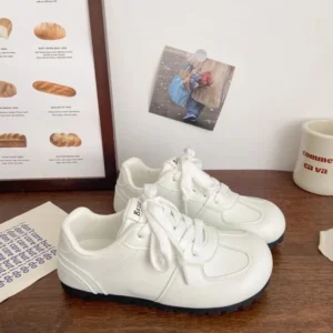 my-11134207-820lg-mi46ijb3brpj0d.webp Lightweight Puffy Sneakers