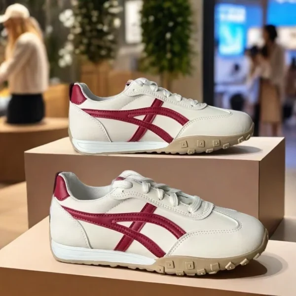 my-11134207-820lg-mp21mf4r9wjwd4.webp Mila Retro Court Sneakers
